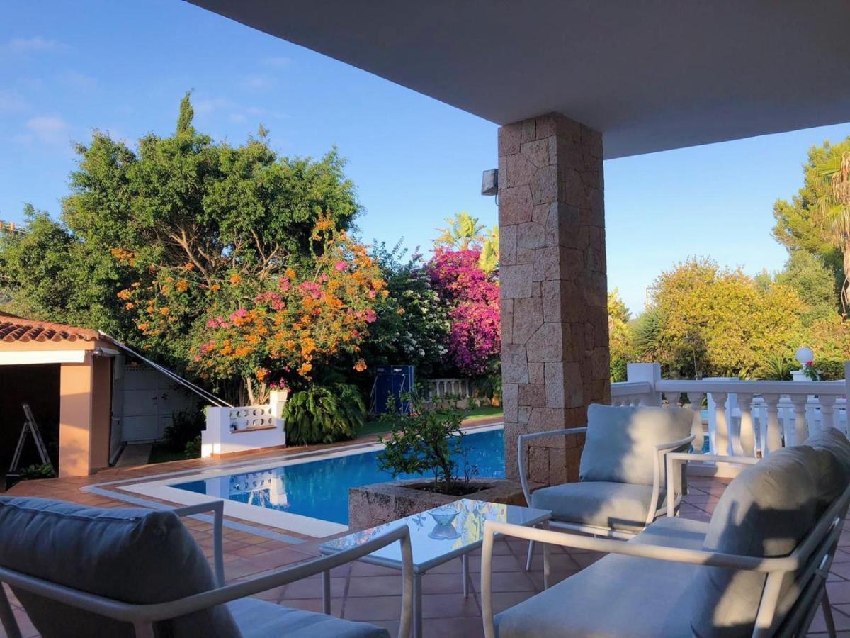 Villa Con Piscina Gigante Sant Francesc de s'Estany Exterior photo