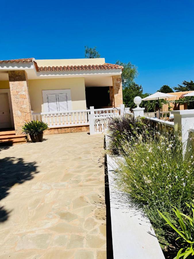 Villa Con Piscina Gigante Sant Francesc de s'Estany Exterior photo